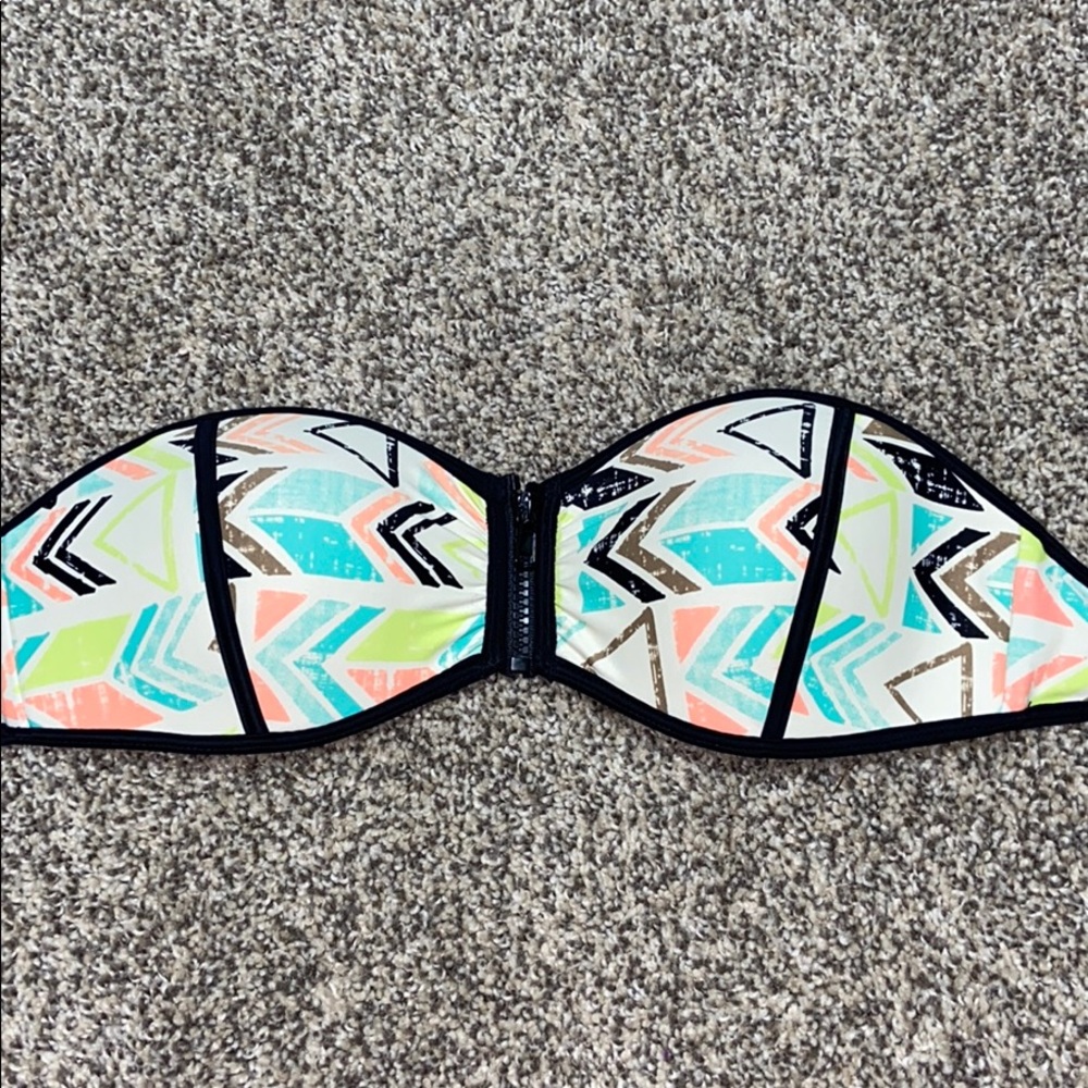 Bikini set - Picture 3 of 8